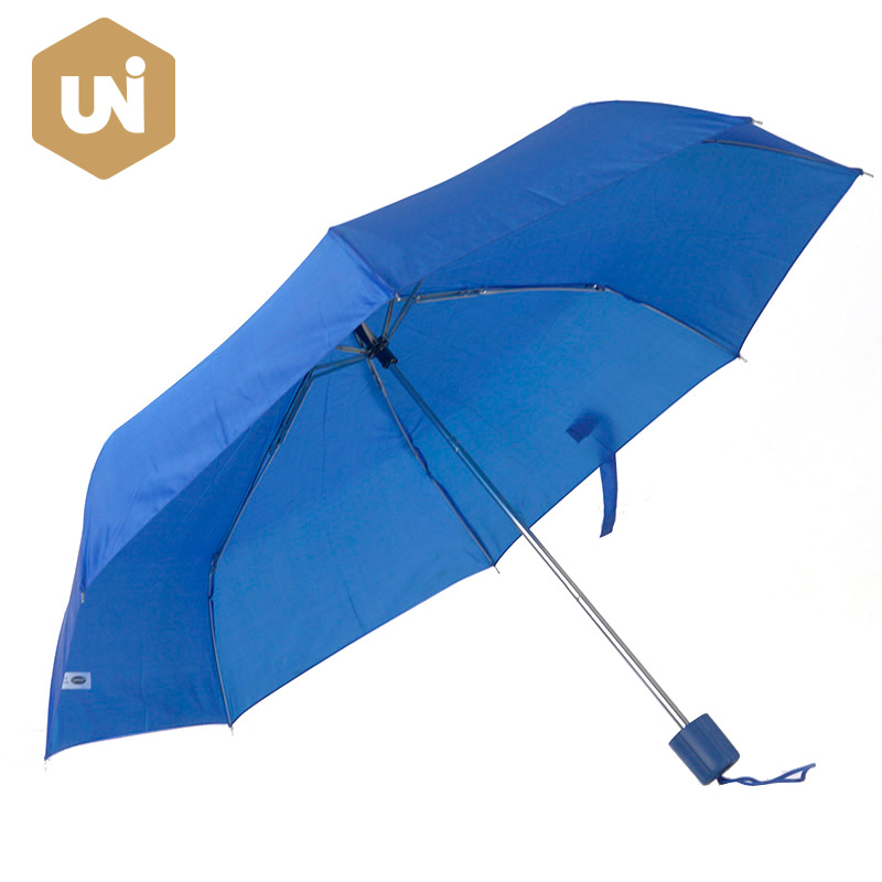 Comment choisir le bon porte-parapluie pliant ?