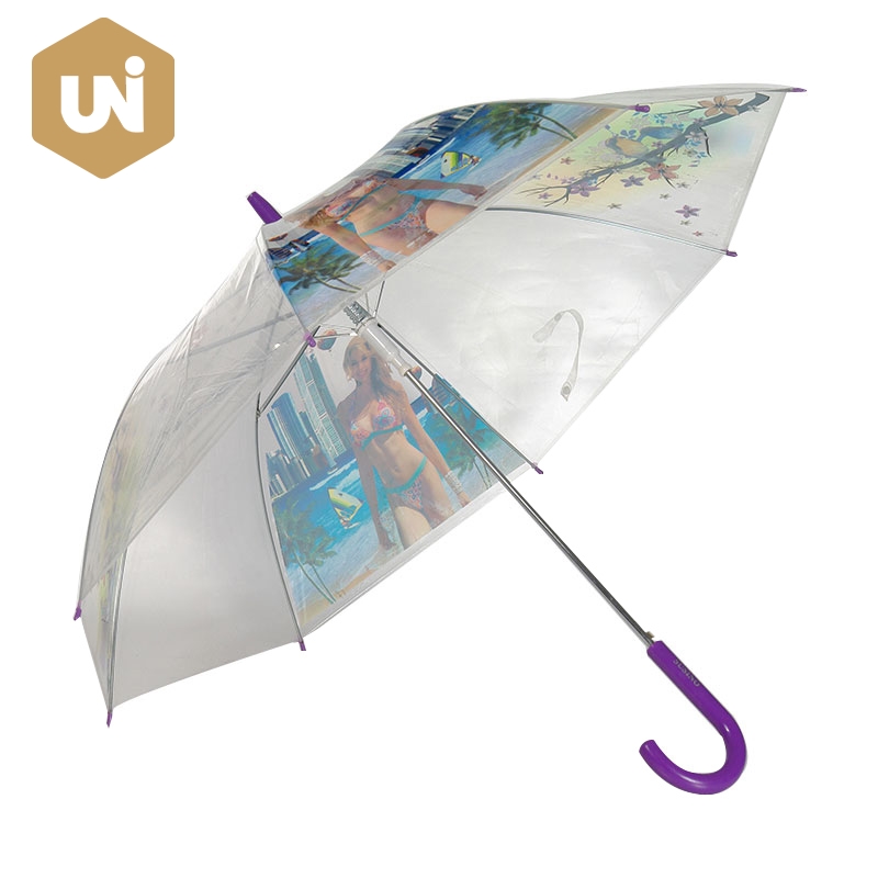 Le parapluie pour enfants aide les enfants à rester en sécurité et au sec